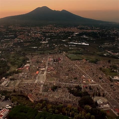 bacheca incontro pompei|Pompei si illumina per il titolo di Capitale della Cultura 2027